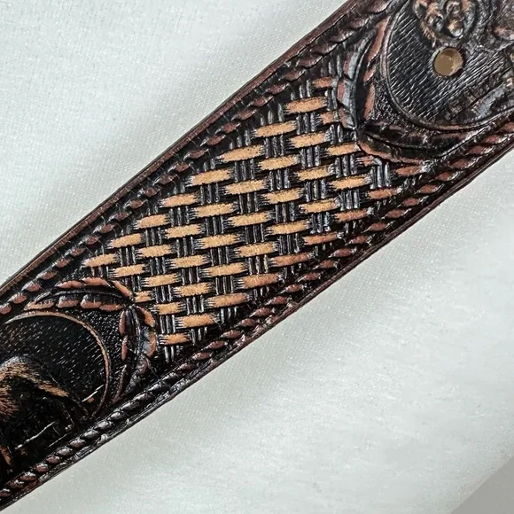 Vintage Tooled Cowhide Wolf Embossed Western Belt Men’s Size 42” - Picture 6 of 16